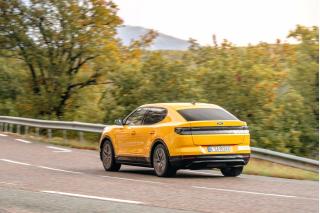 Νέες, πιο προσιτές εκδόσεις για τα Ford Explorer και Capri